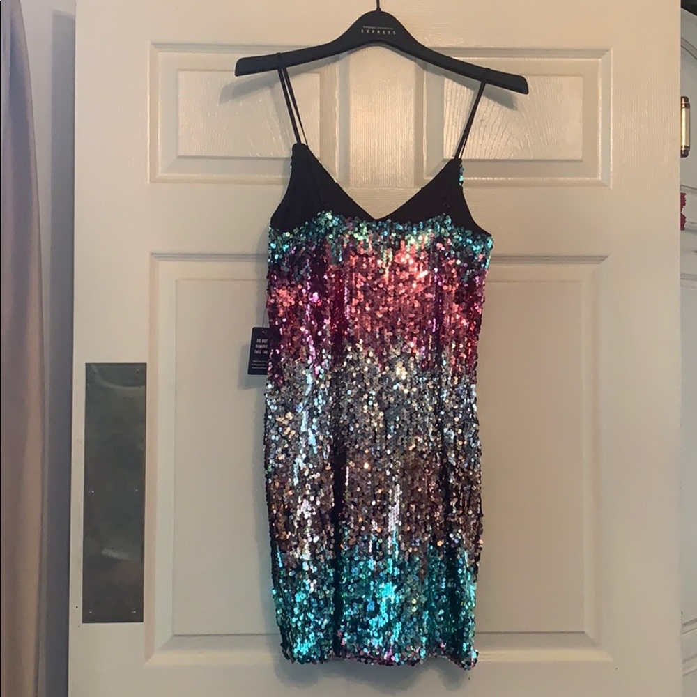 🔥Attire 🥰 - Picture 2 of 3